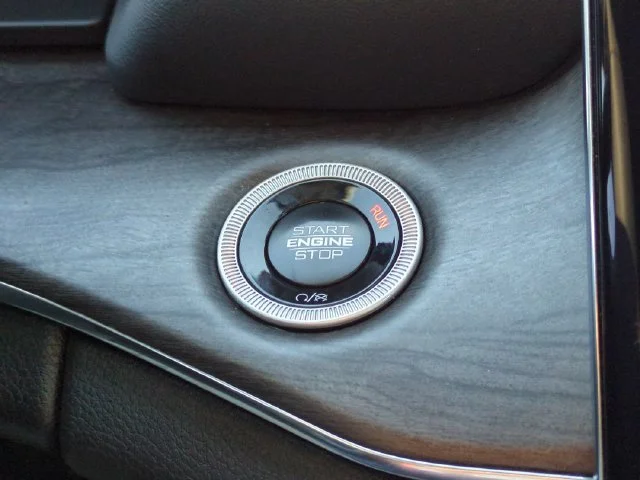 Used 2024 Gray Jeep Overland image 27