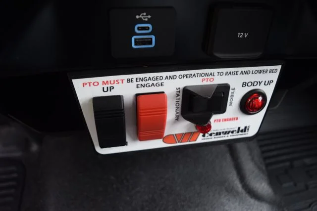 2025 Ford F-550 Super Duty Chassis Cab XL - Photo 10