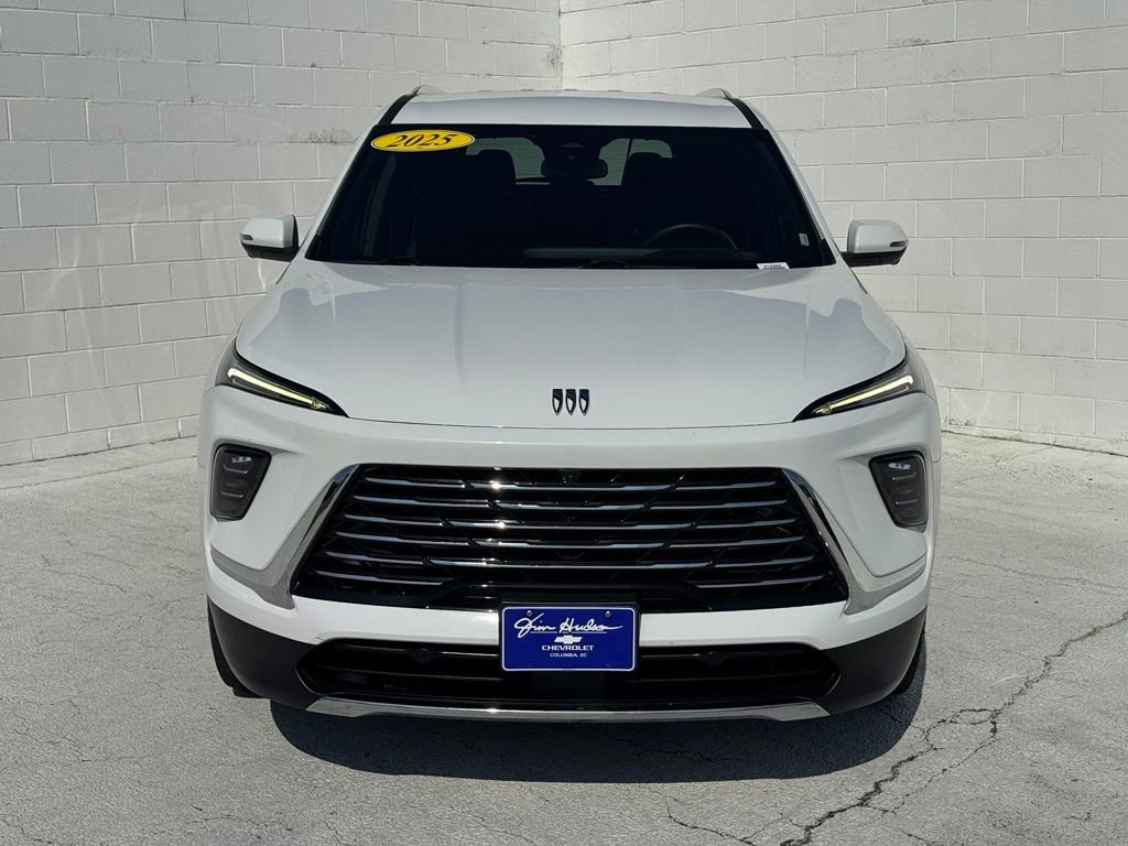 Used 2025 White Buick Preferred image 7