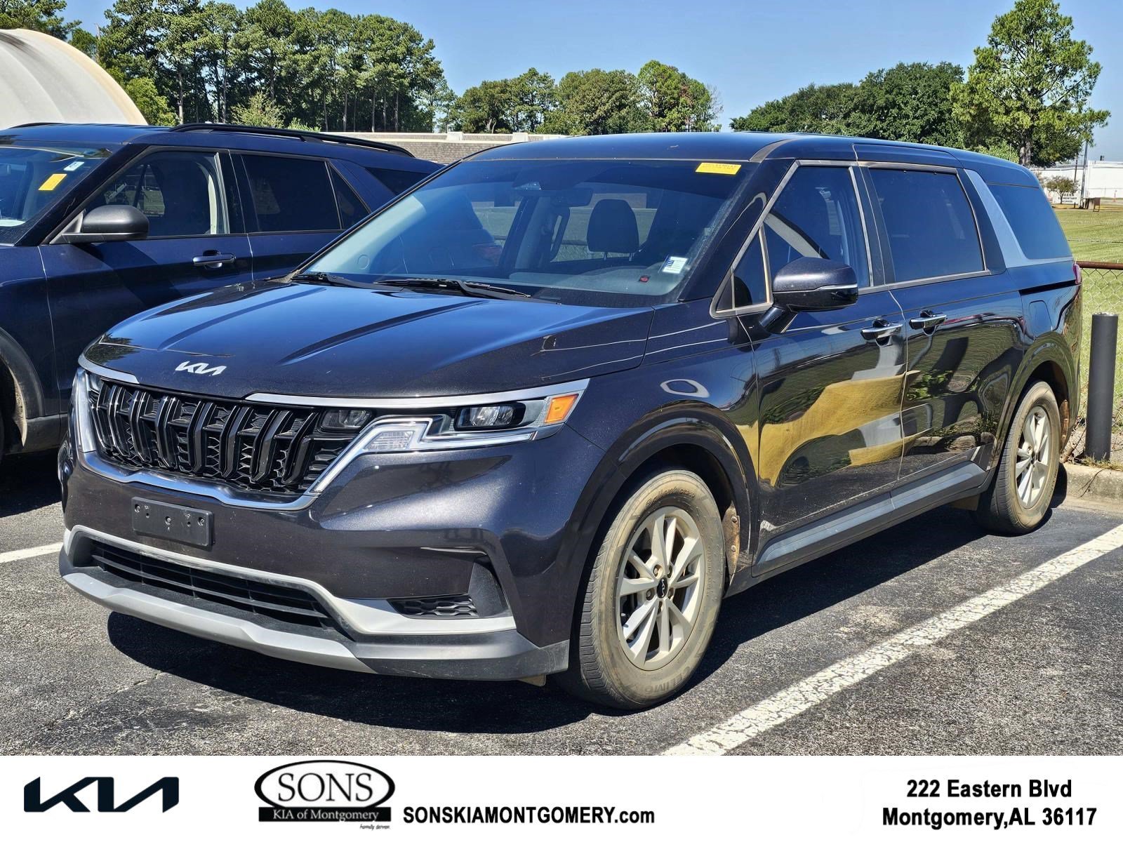 2024 Kia Carnival LX