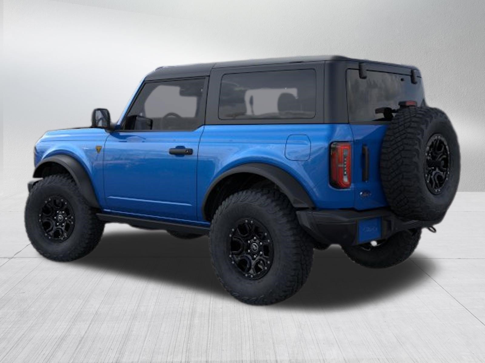 New 2026 Velocity Blue Metallic Ford Badlands image 4