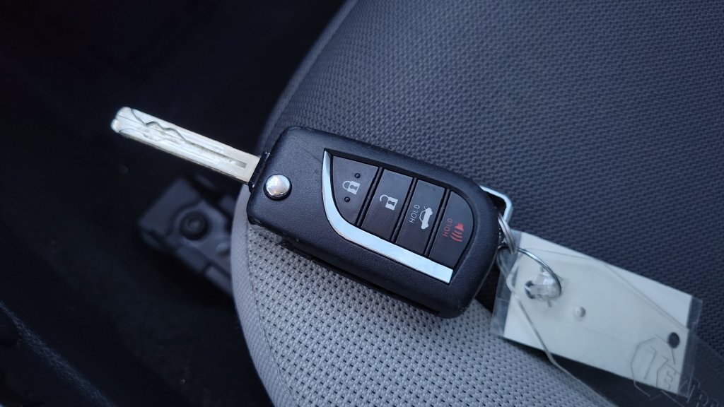 Certified Used 2025  Toyota LE image 22