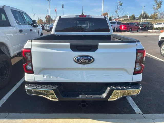 Used 2024 Oxford White Ford XLT image 7