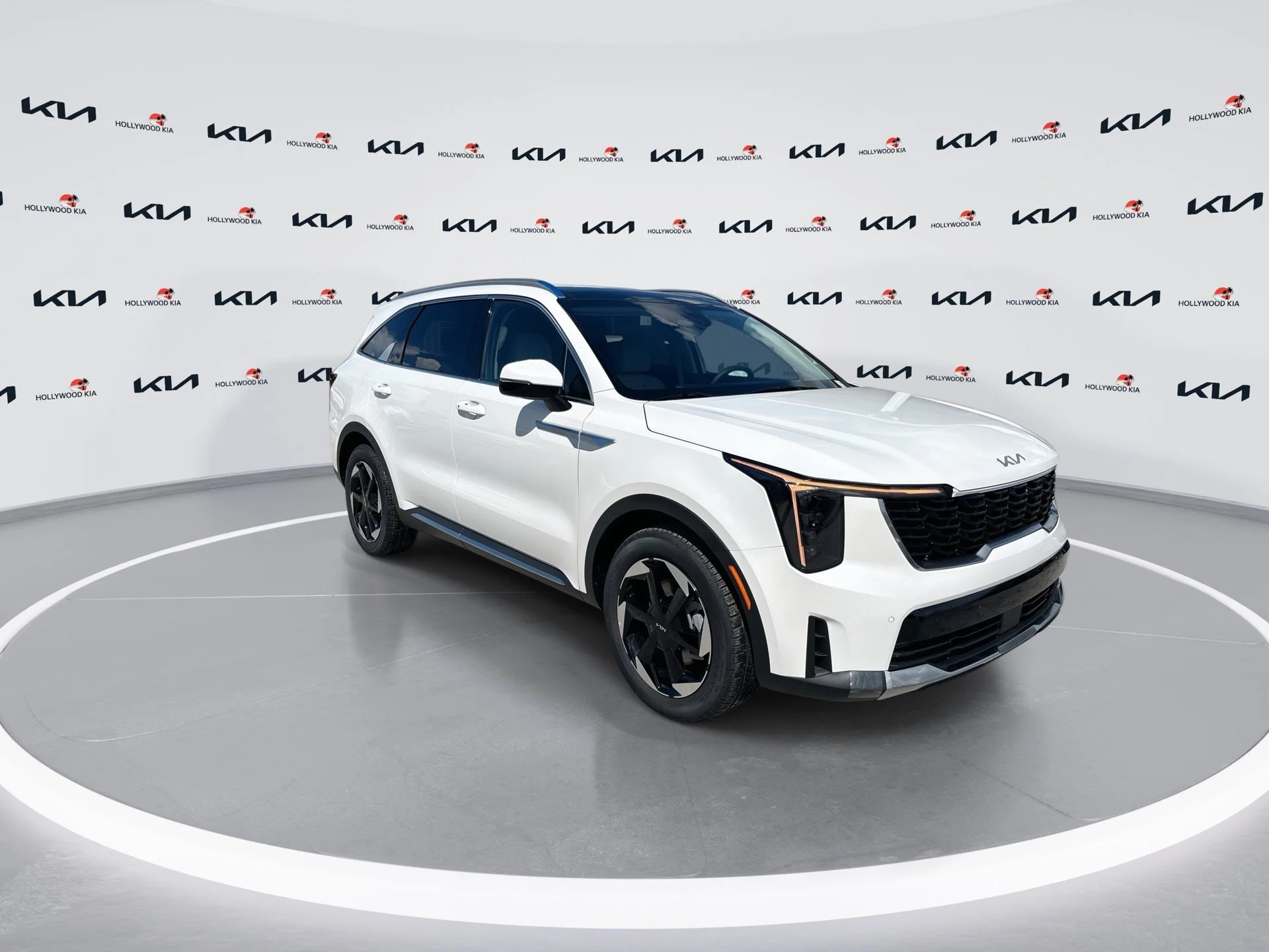 New 2026 Snow White Pearl Kia EX image 2
