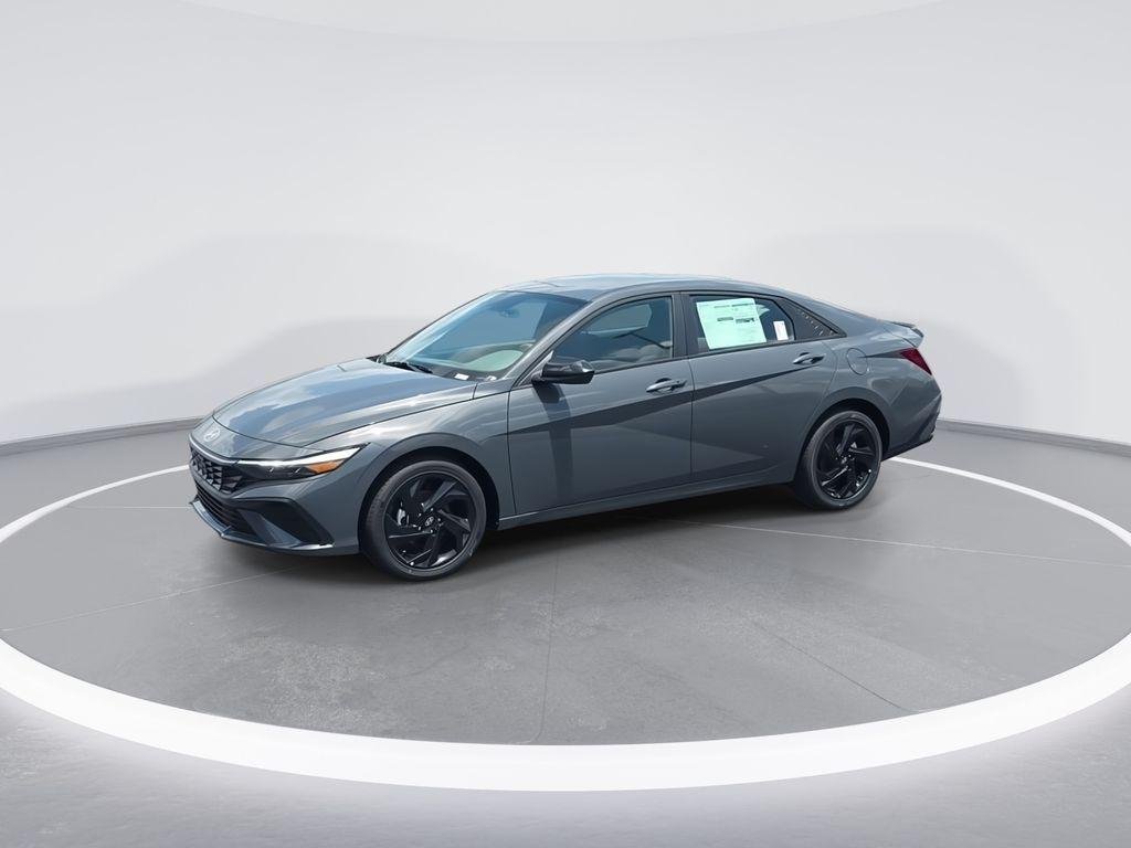 New 2026 Gray Hyundai SEL Sport image 4
