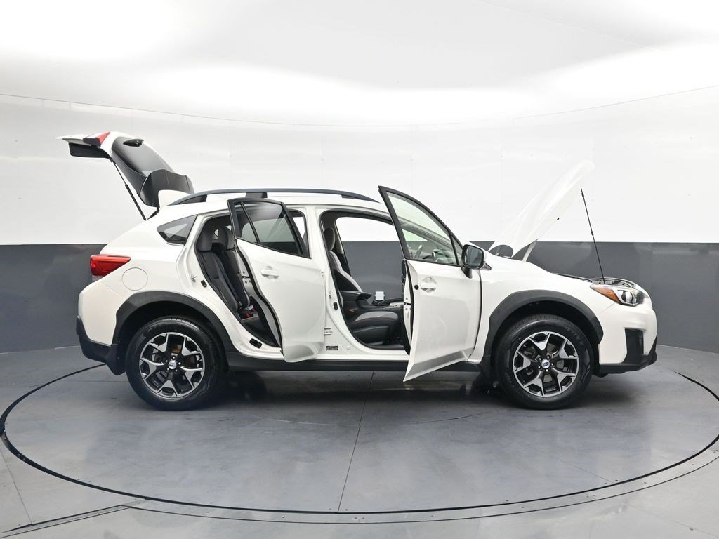 Used 2018 Crystal White Pearl Subaru Premium image 40
