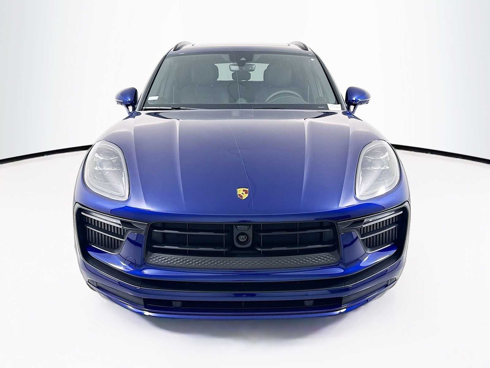 New 2026 Gentian Blue Metallic Porsche S image 6