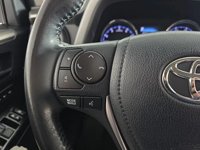 Used 2018 Blizzard Pearl Toyota Limited image 14