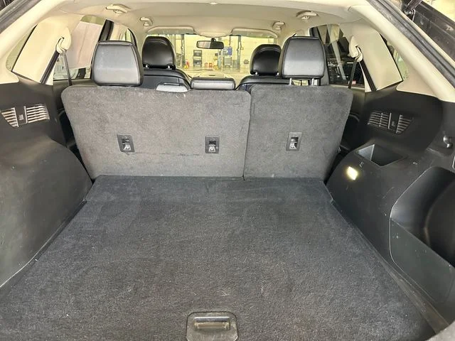 Used 2015  Ford SEL image 16