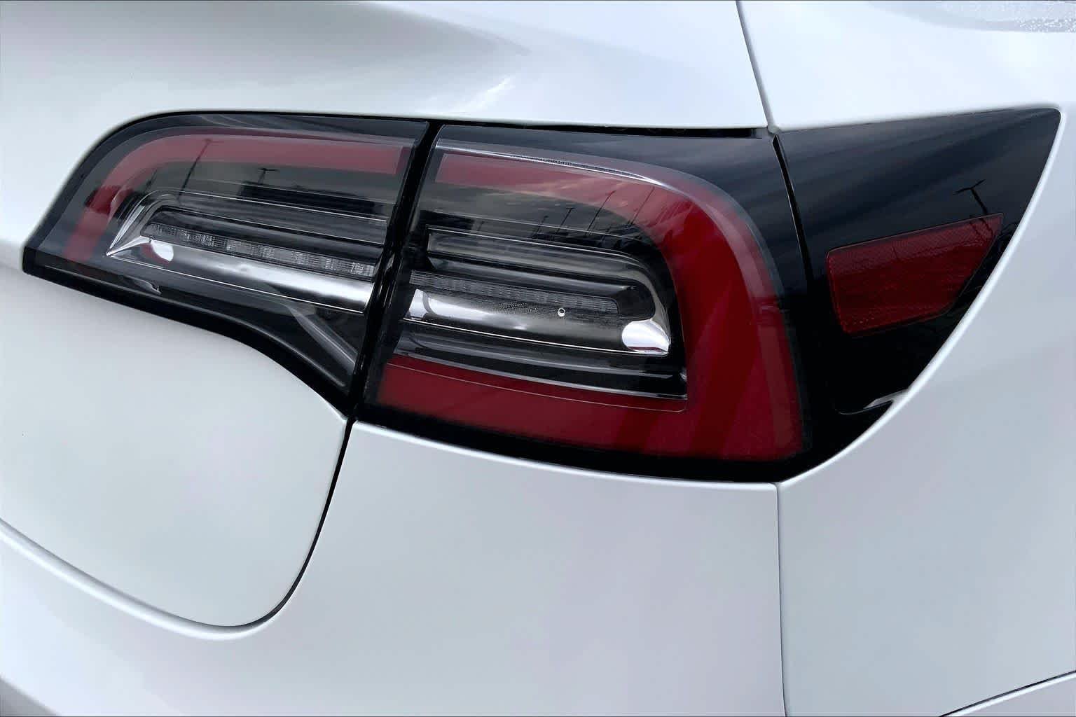 Used 2023 Pearl White Multi-Coat Tesla  image 28