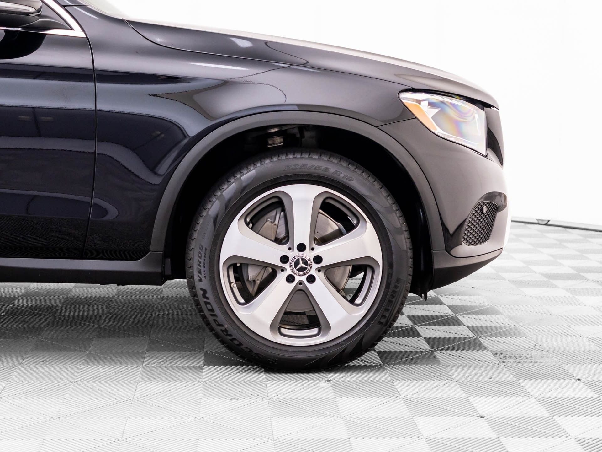 Used 2019  Mercedes-Benz GLC 300 image 29