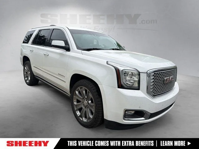 2016 GMC Yukon 4WD Denali's photo