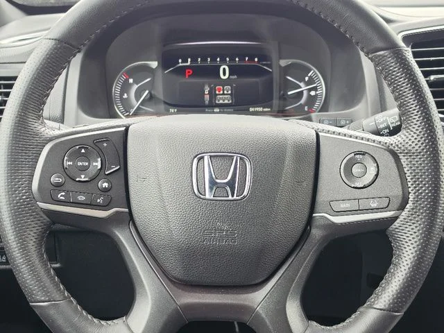 Used 2023 Crystal Black Pearl Honda EX-L image 27