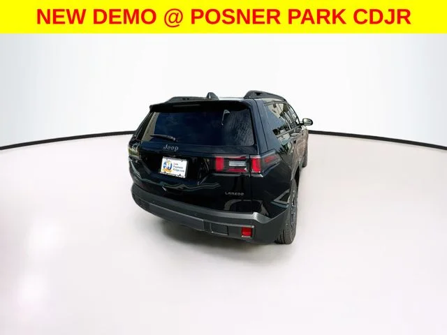 New 2026 Diamond Black Crystal Pearlcoat Jeep Laredo image 5