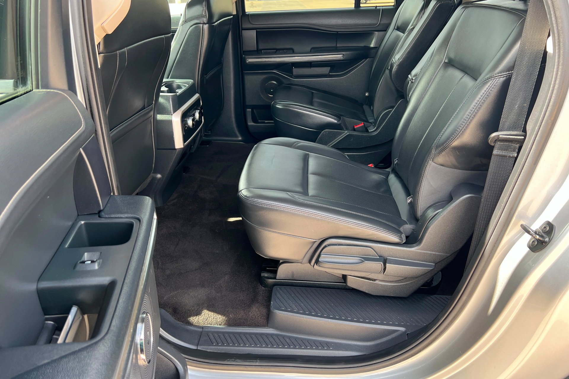 Used 2022 Silver Ford XLT image 22