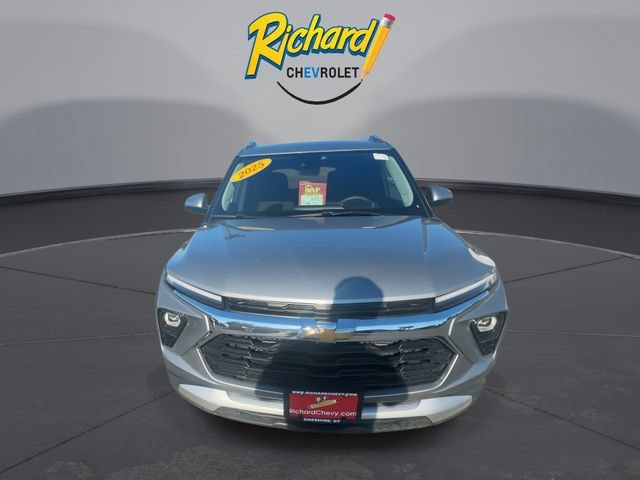Used 2025 Sterling Gray Metallic Chevrolet LT image 3