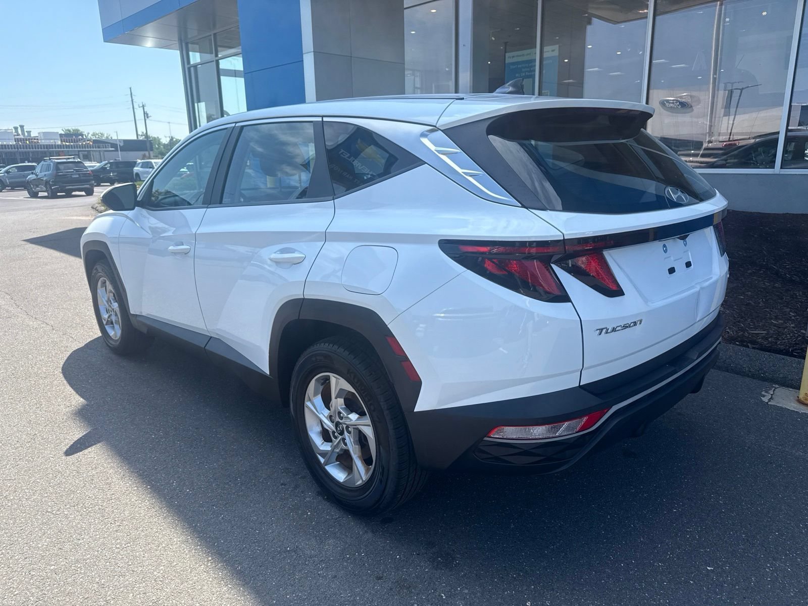 Used 2022 Quartz White [white] Hyundai SE image 7