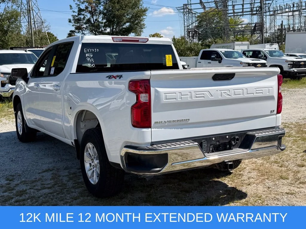 Used 2023 SUMMIT WHITE Chevrolet LT image 6