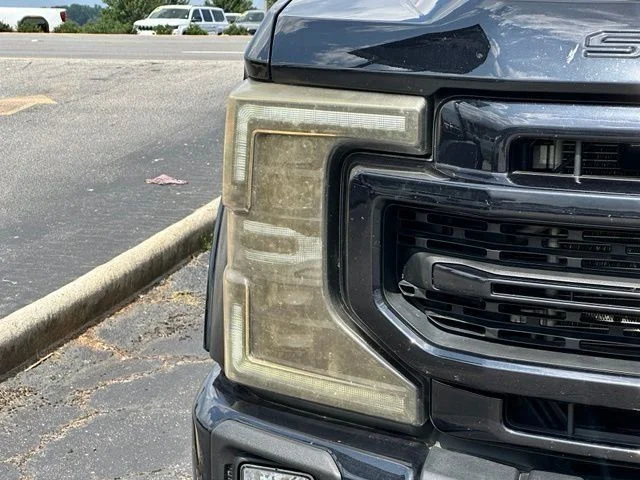 Used 2022 Black Ford Lariat image 4