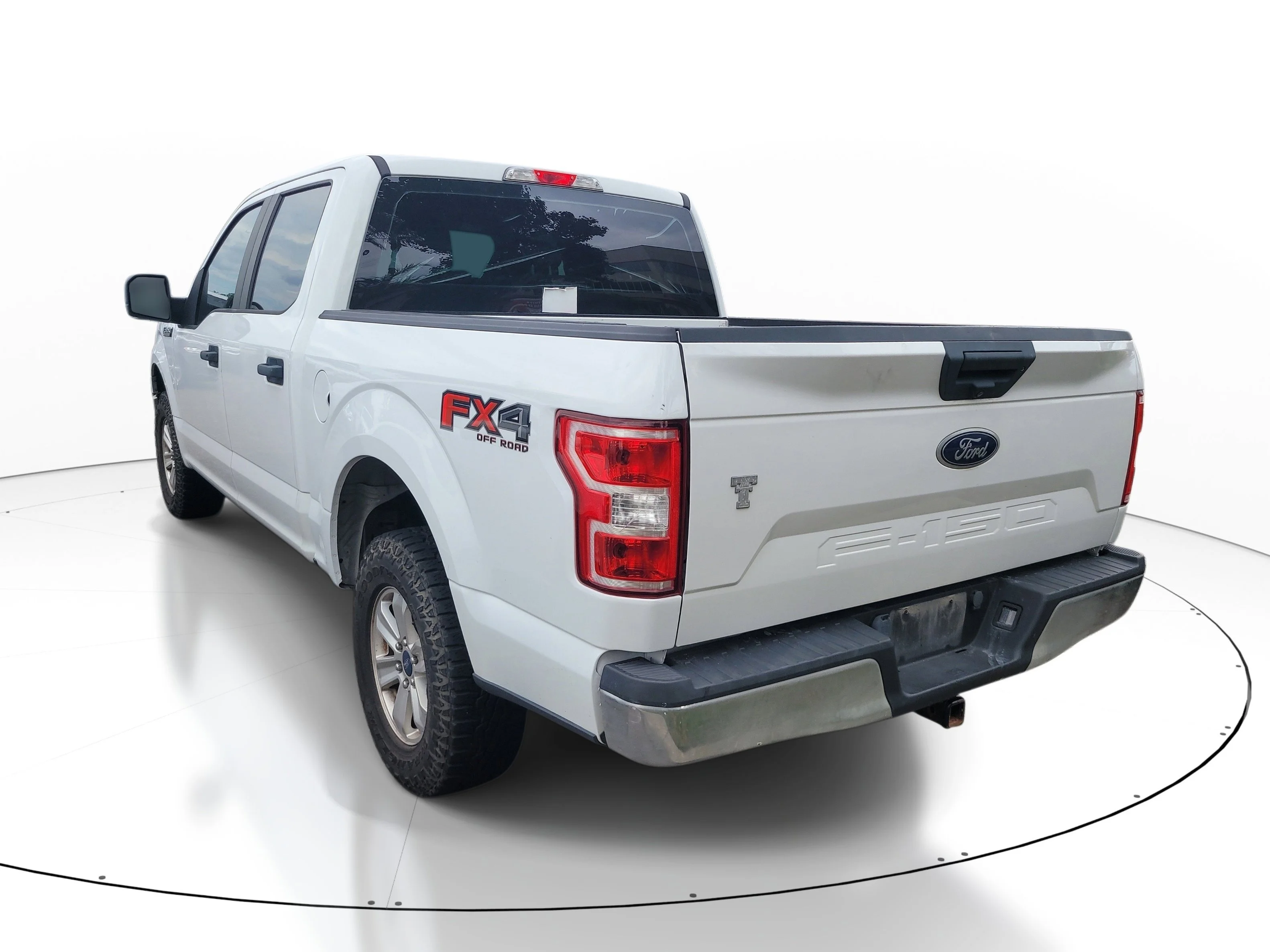 Used 2018 Oxford White Ford XL image 6