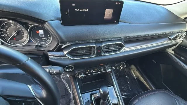 2025 Mazda CX-5 S Carbon Edition - Photo 15
