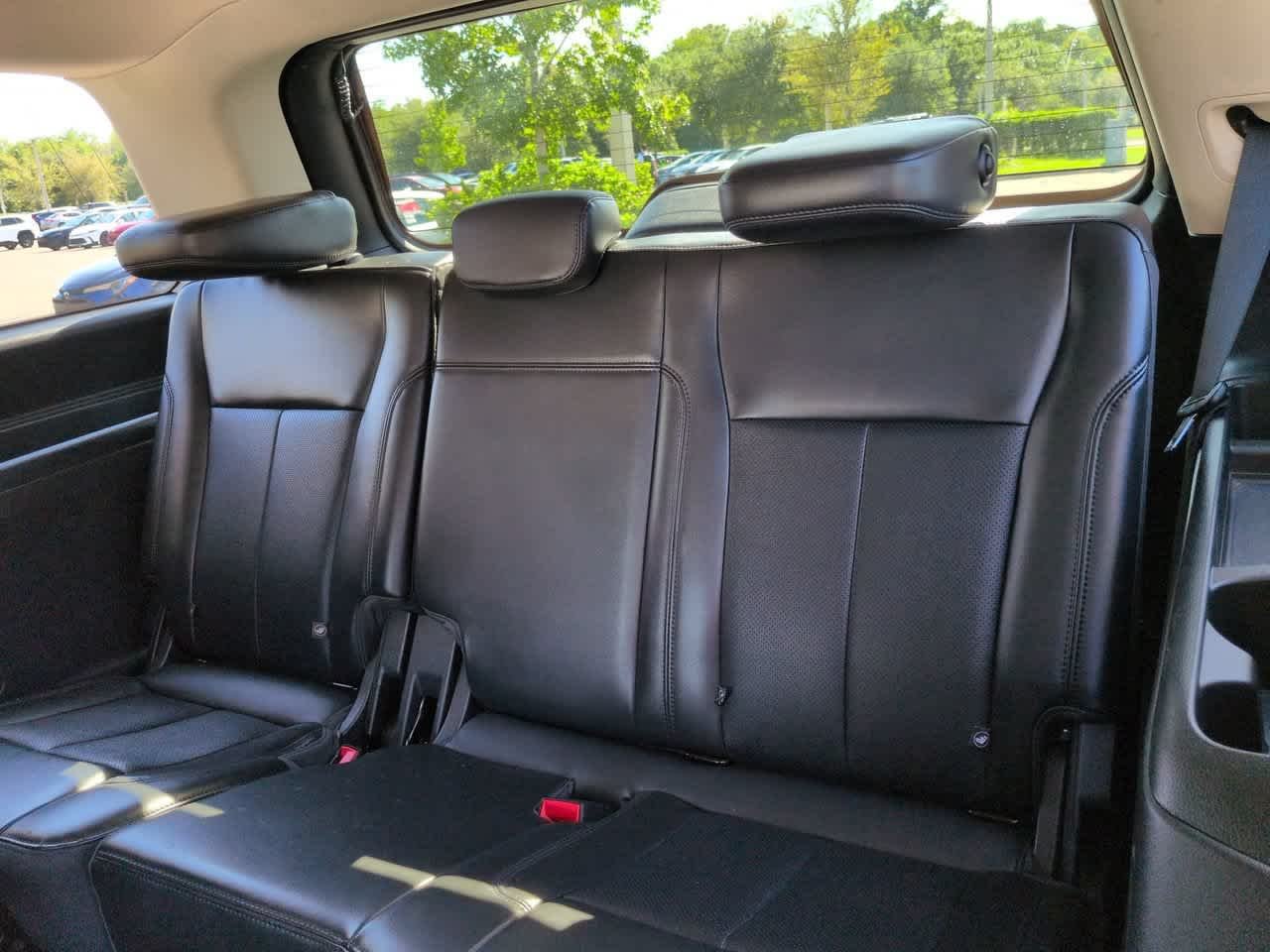 Used 2024 Agate Black Metallic Ford XLT image 13