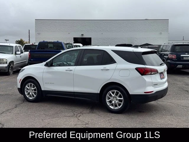 Used 2022 White Chevrolet LS image 3