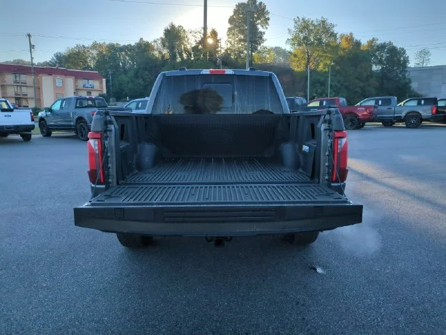 Used 2024 Gray Ford XLT image 30