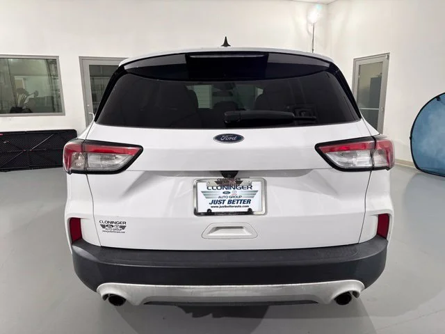 Used 2021 White Ford SE image 7