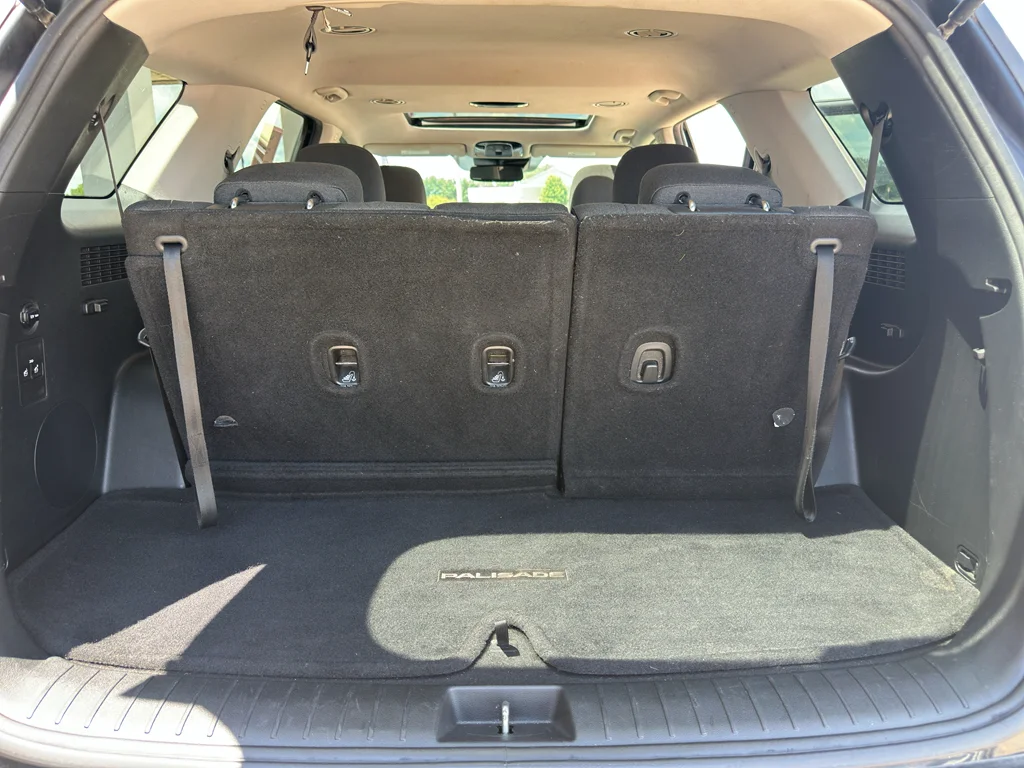 Used 2022  Hyundai SEL image 36