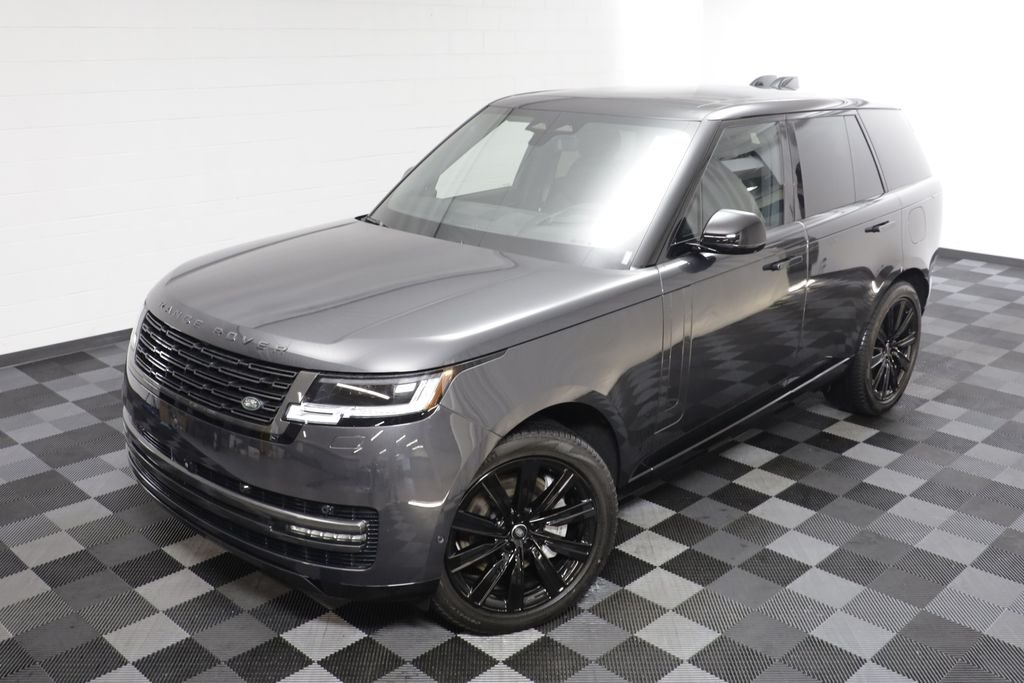 Used 2025 Land Rover Range Rover SE with VIN SALKP9F46SA302627 for sale in Hinsdale, IL