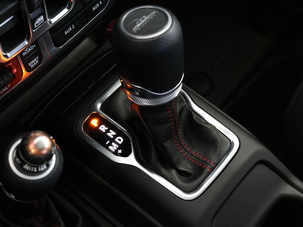 Used 2021 Gray Jeep Rubicon image 15