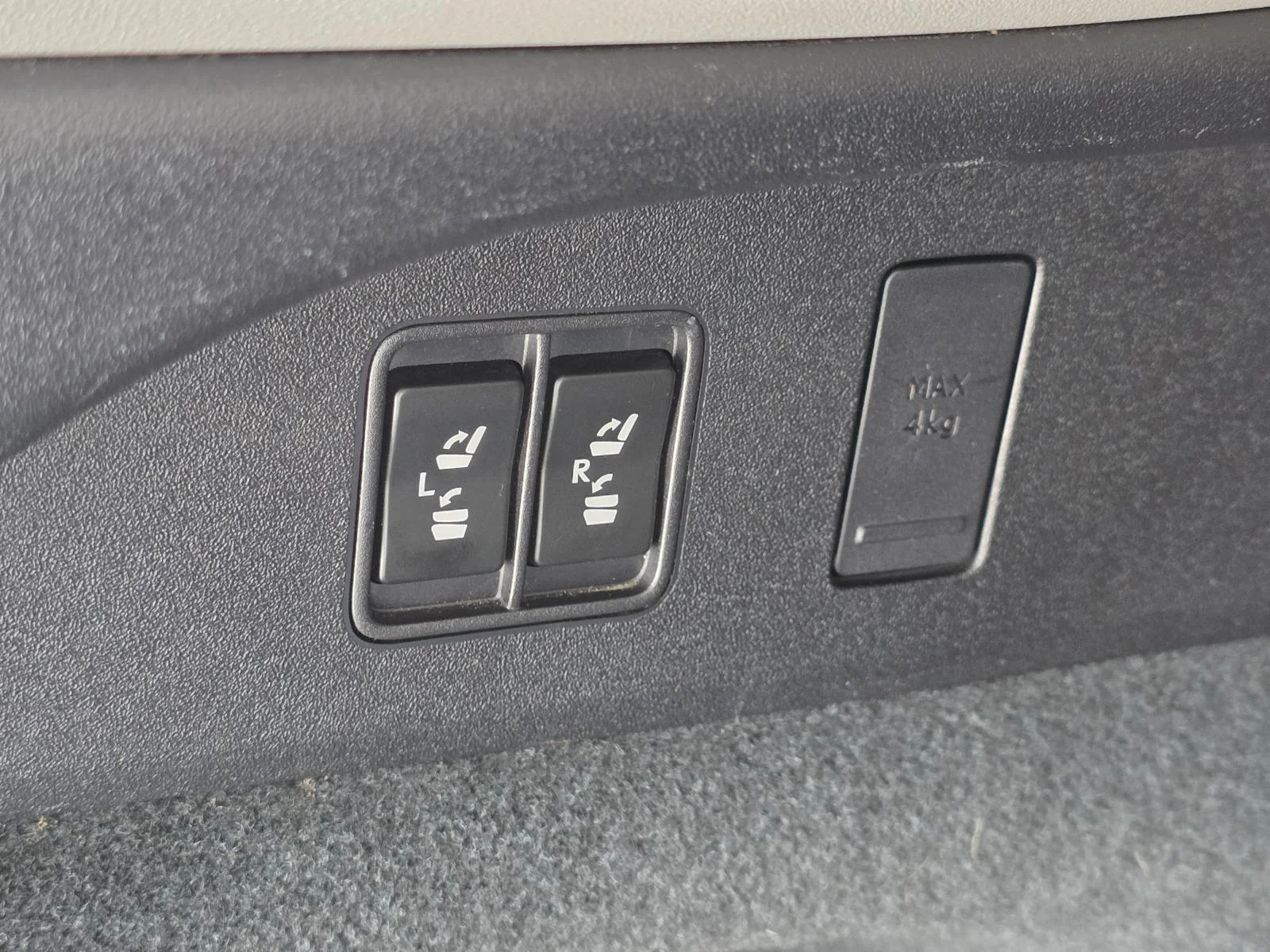 Used 2020 White Pearl Lexus 350L image 12