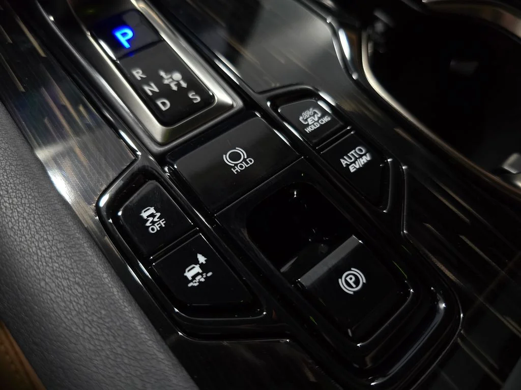 New 2026 Black Lexus 450h+ Premium image 25