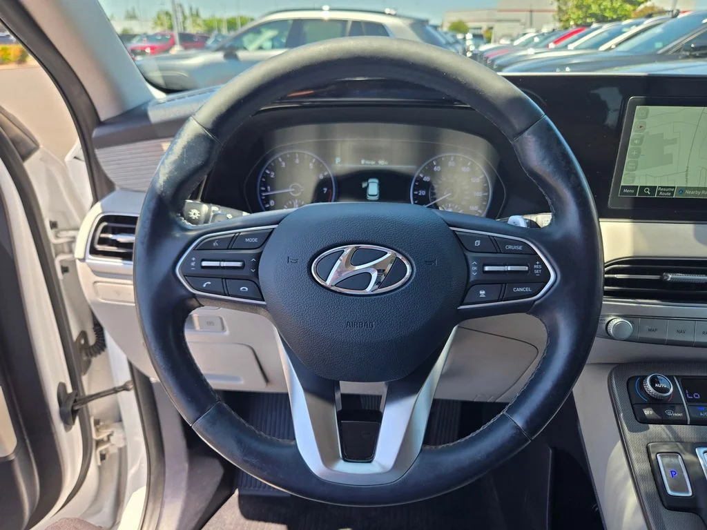 Used 2021 White Hyundai SEL image 25