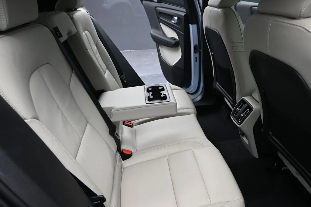 Certified Used 2024 Cloud Blue Volvo Ultimate image 24