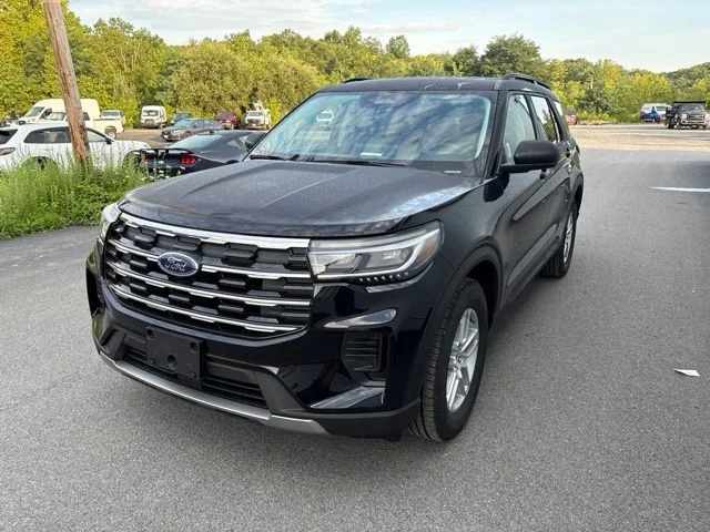 New 2026 Agate Black Metallic Ford Active image 3
