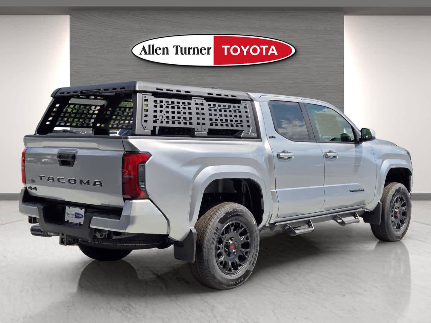 2025 Toyota Tacoma SR5 - Photo 6