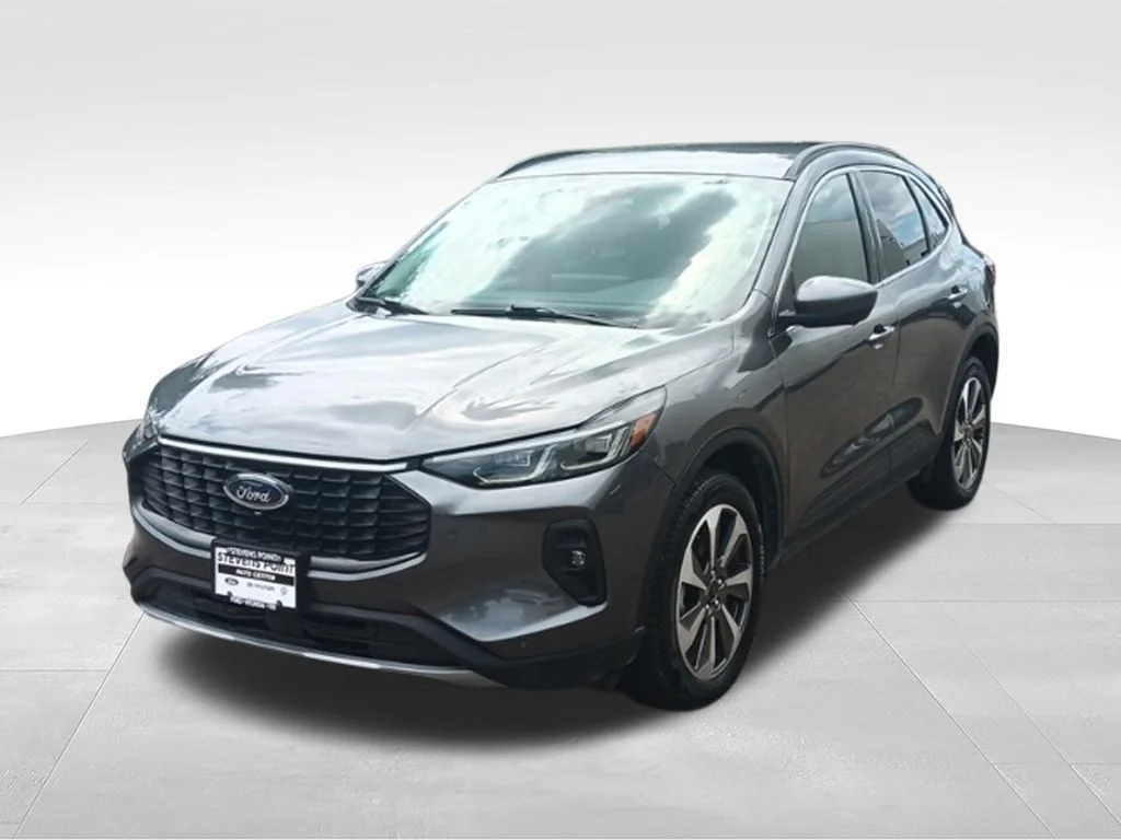 Used 2024 Carbonized Gray Metallic Ford Platinum image 3