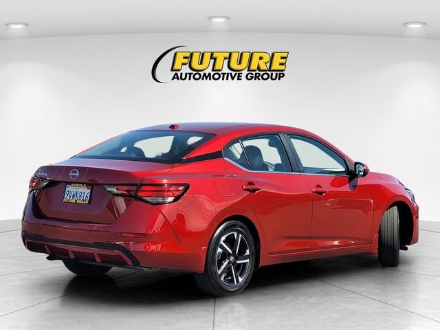 Used 2025 Red Nissan SV image 4