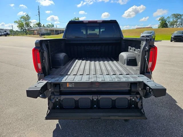 Used 2023 TITANIUM RUSH METALLIC GMC SLT image 23