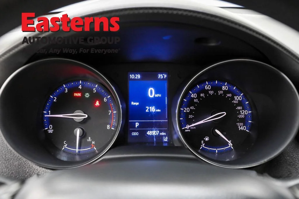 Used 2020 Silver Toyota LE image 17
