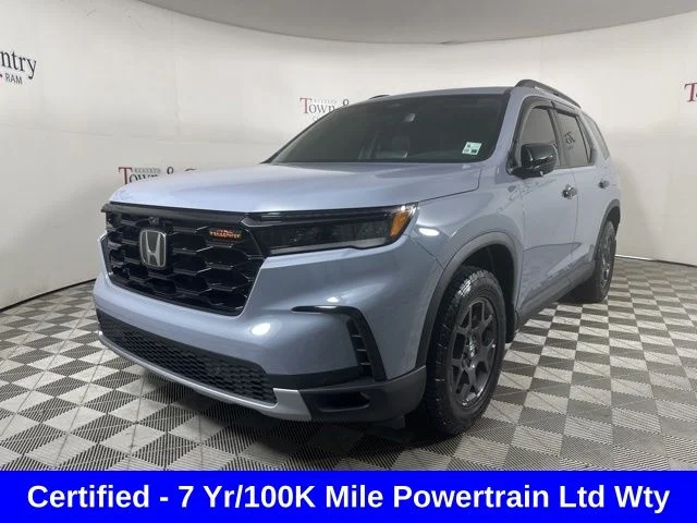2024 Honda Pilot TrailSport AWD's photo