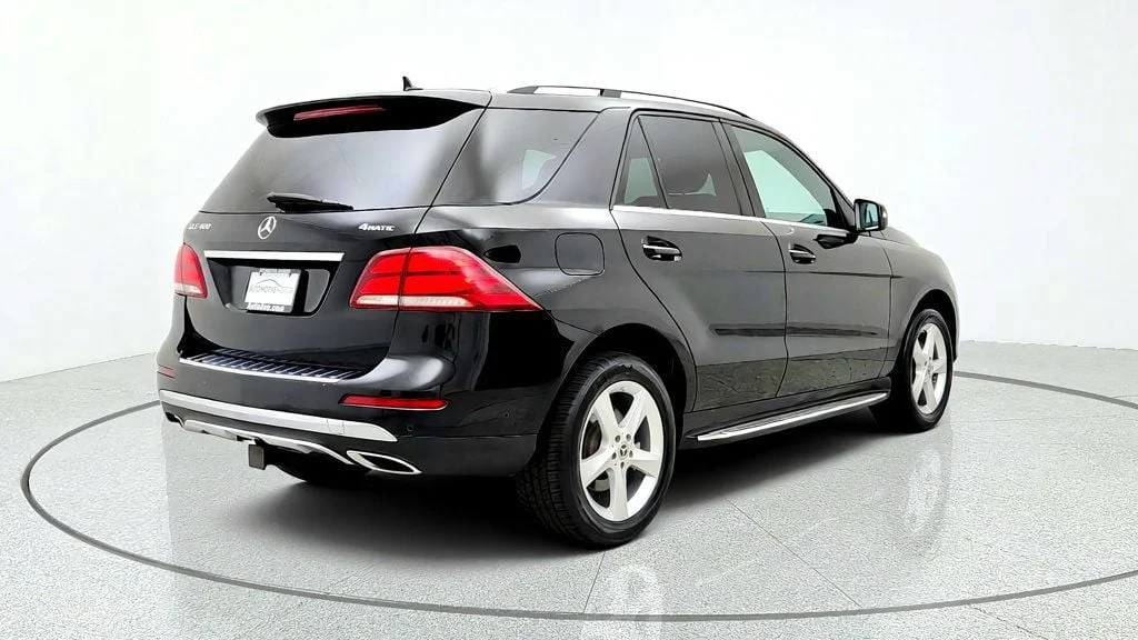 Used 2019 Black Mercedes-Benz GLE 400 4MATIC® SUV w/ Premium 1 & Parking Assist Pkgs image 5