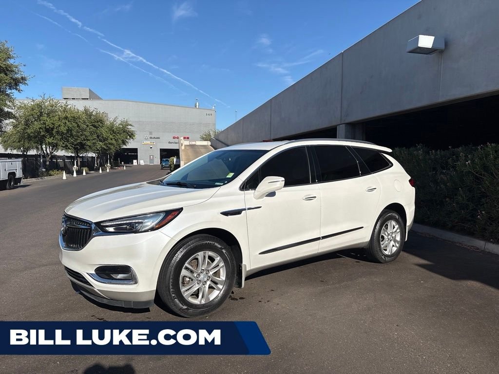 2019 Buick Enclave Essence's photo