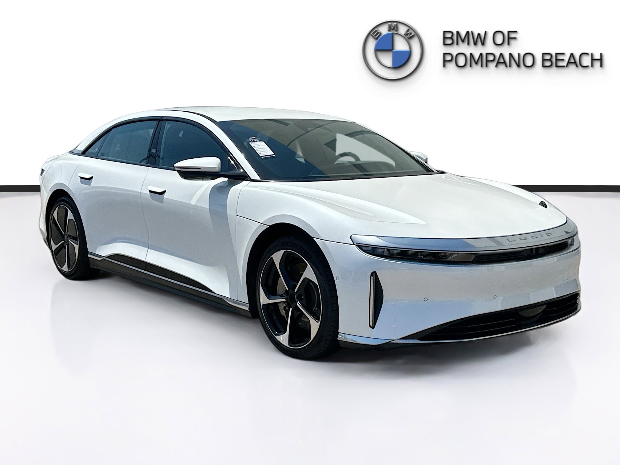 2023 Lucid Air Touring's photo