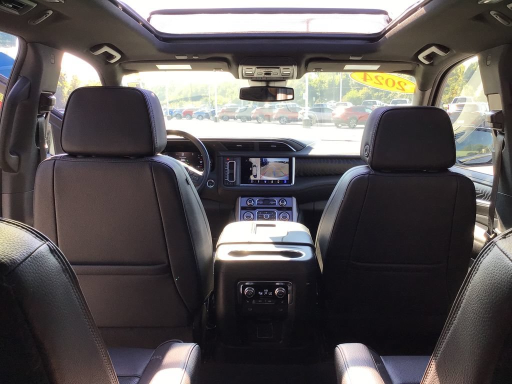 2024 GMC Yukon Denali - Photo 37