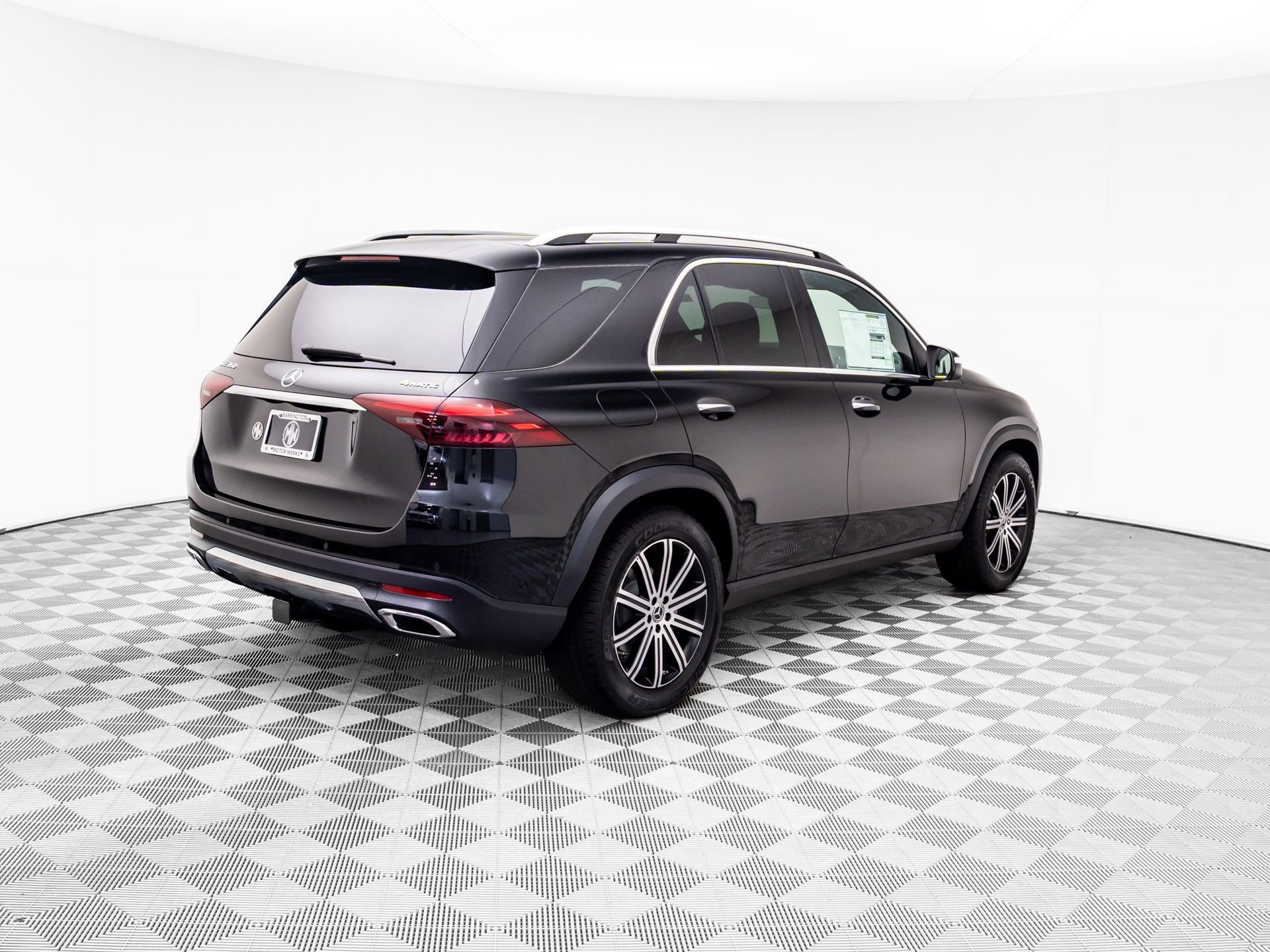 New 2026 Obsidian Black Metallic Mercedes-Benz GLE 350 image 5