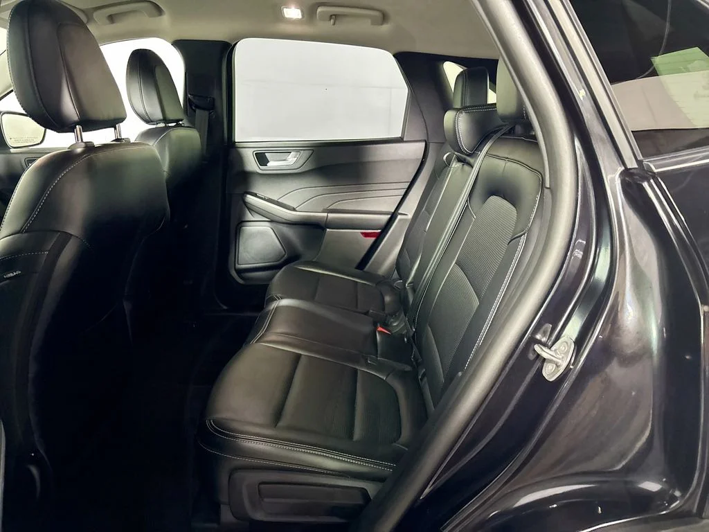 Used 2025 Black Ford Platinum image 20