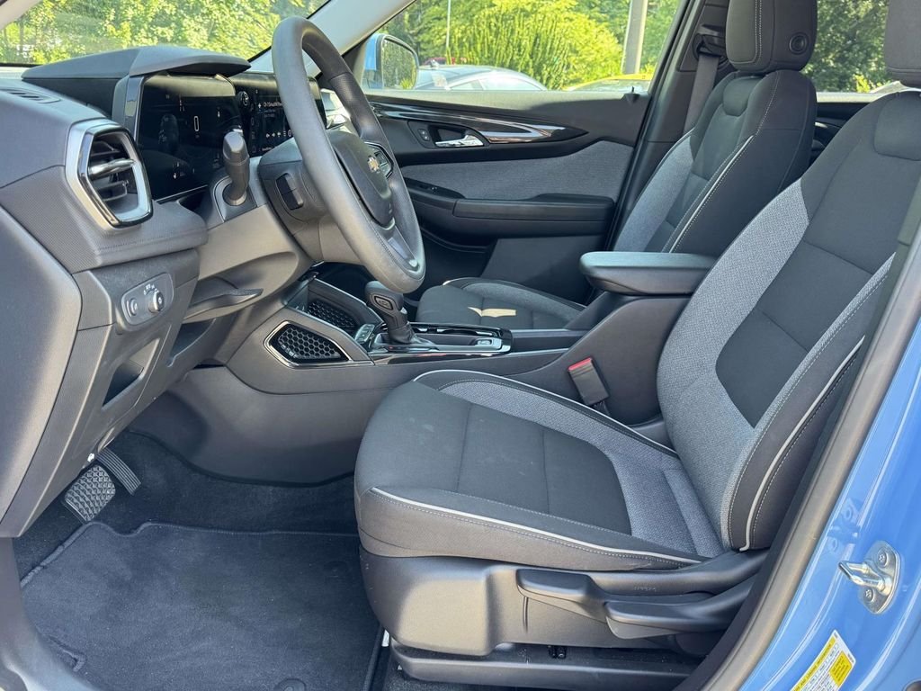 Used 2024 Blue Chevrolet LT image 20